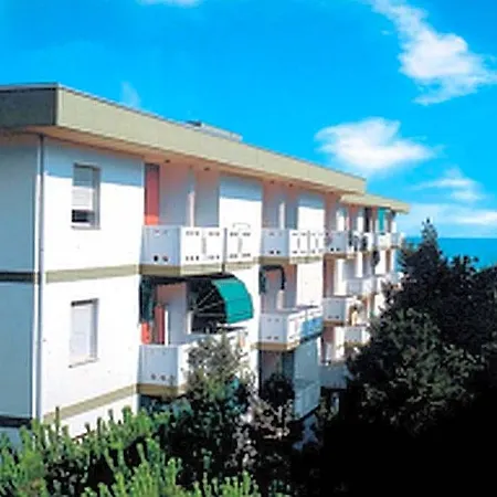Perfect For 4 People In Area 3* Bibione